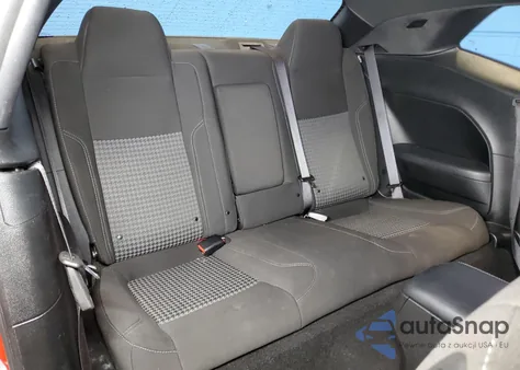 2023 Dodge Challenger Sxt z USA, uszkodzony, nr VIN 2C3CDZAG8PH553653